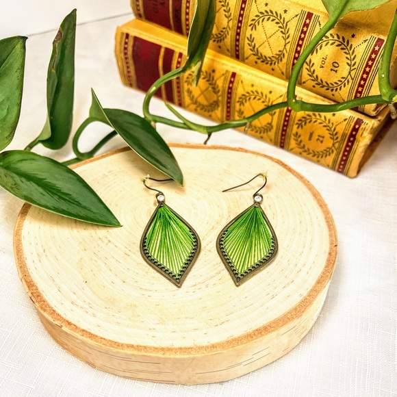 Green String Art Leaf Shaped Earrings with Rhinestone Embellishments - Picture 2 of 9